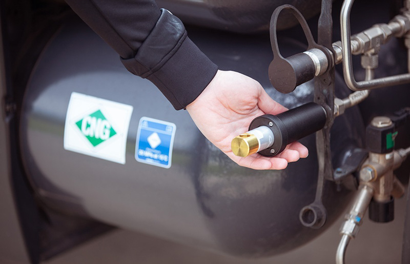 Operadores de YPF consideran que la aprobación de los picos de GNC para camiones permitirá avanzar en el desarrollo del mercado