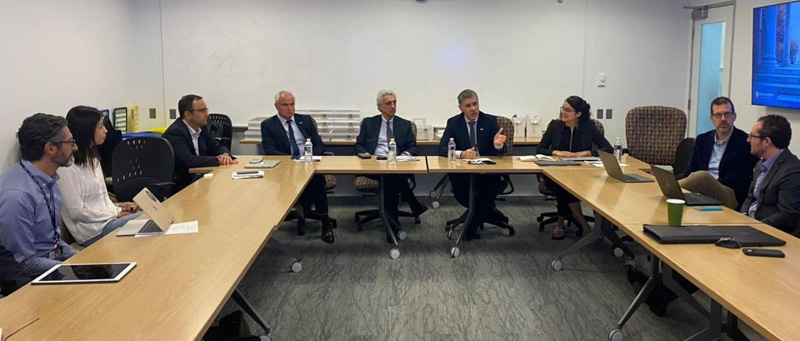 YPF en la Johns Hopkins University