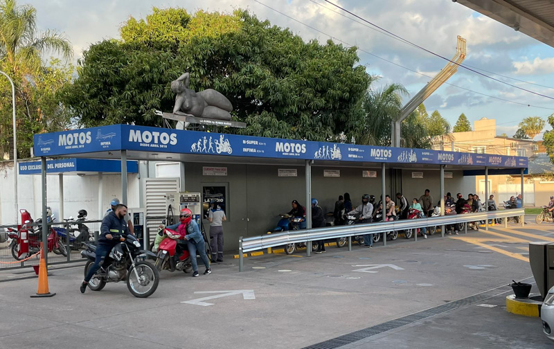 Estación LA RADIO SRL