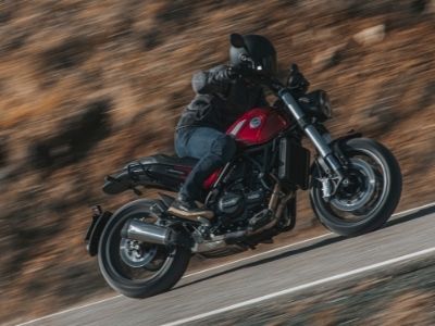 Benelli Leoncino 500