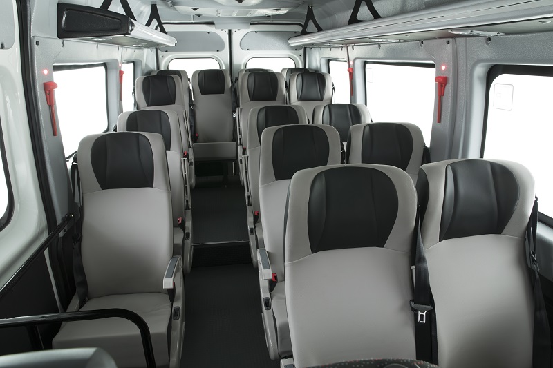 Boxer y Jumper Minibus 17+1 de Peugeot y Citroën