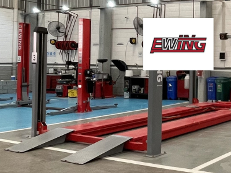 Elevador 4 columnas EW-FP5000 de EWING 