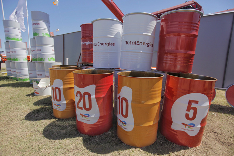 Lubricantes y Fitosanitarios TotalEnergies en Expoagro