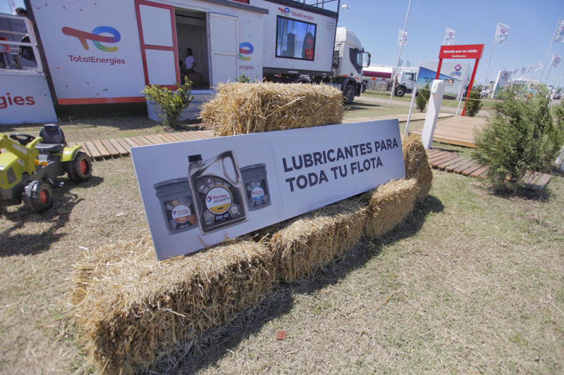 Lubricantes y Fitosanitarios TotalEnergies en Expoagro