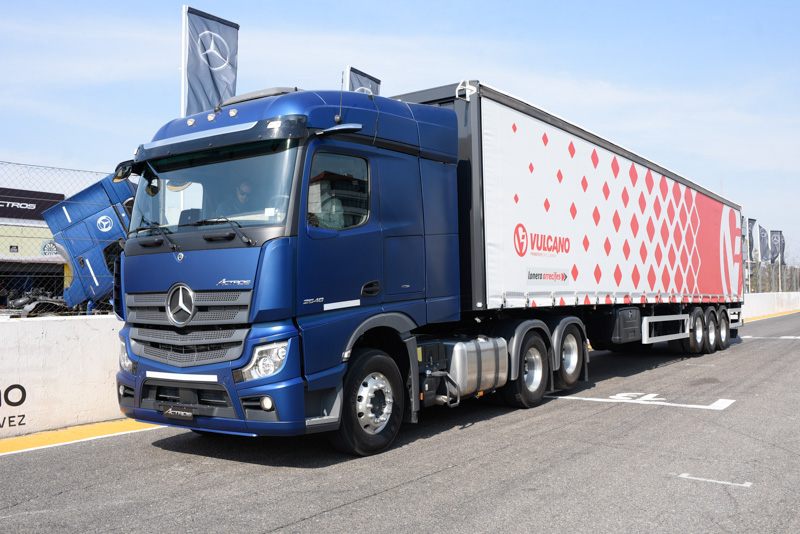 Mercedes-Benz Camiones y Buses por la Igualdad de género