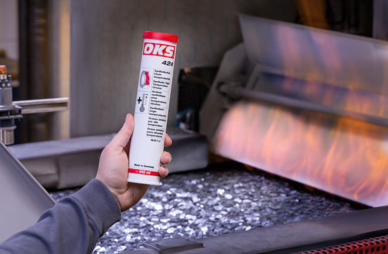 Lubricación de rodamientos con OKS 424