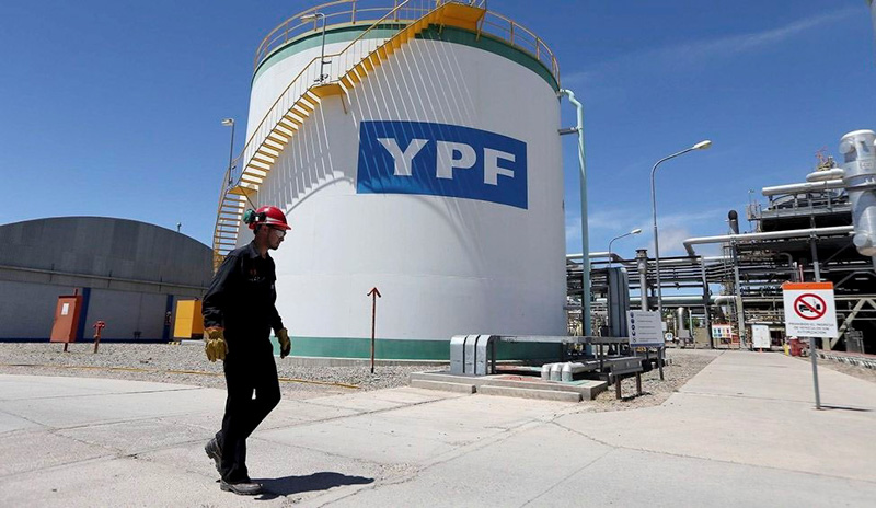 Massa se reunió con el presidente de YPF
