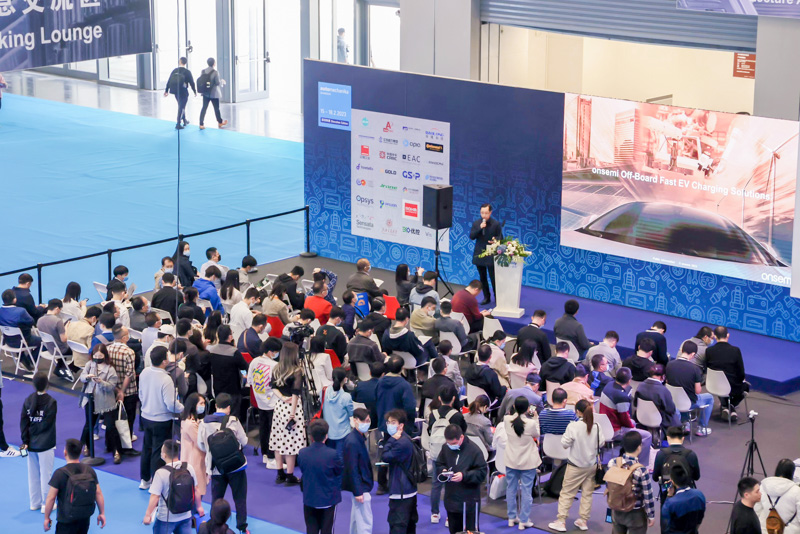 Automechanika Shanghai abrió sus puertas