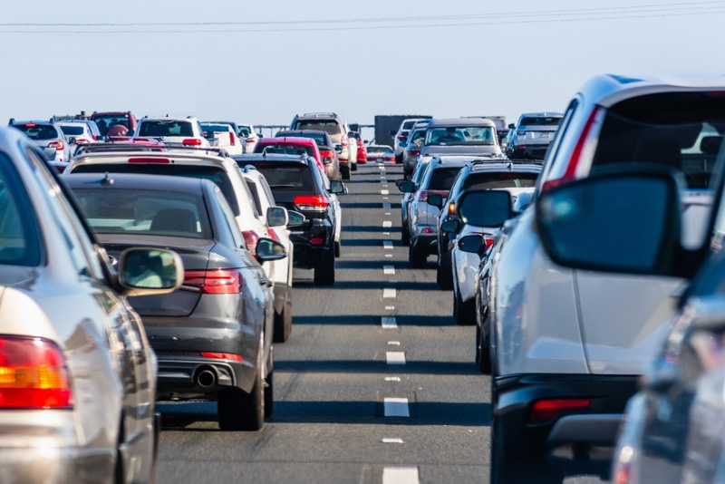 Las mujeres compran el 42% de los automóviles