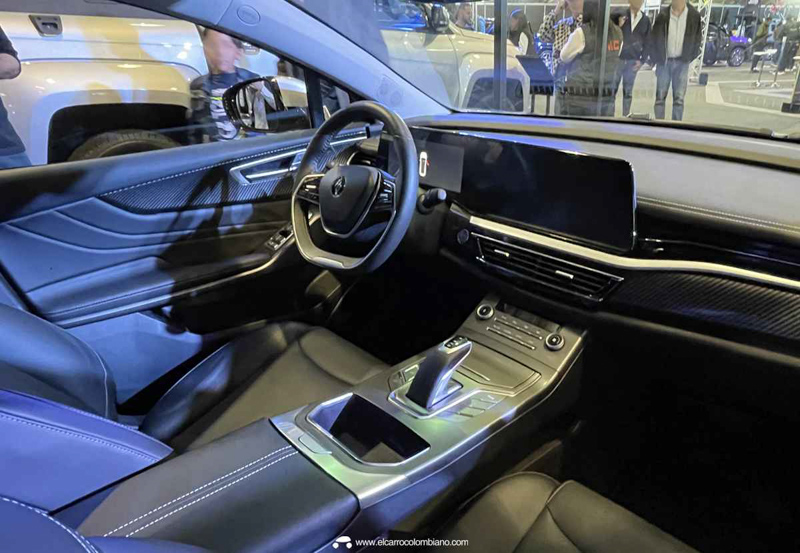 JMC lanza su línea de autos eléctricos