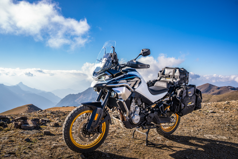 CFMOTO lanza T-BOX, dispositivo de conectividad para motos