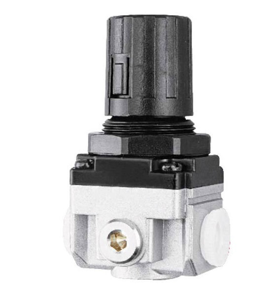 Kefren: 40 años en el mercado petrolero