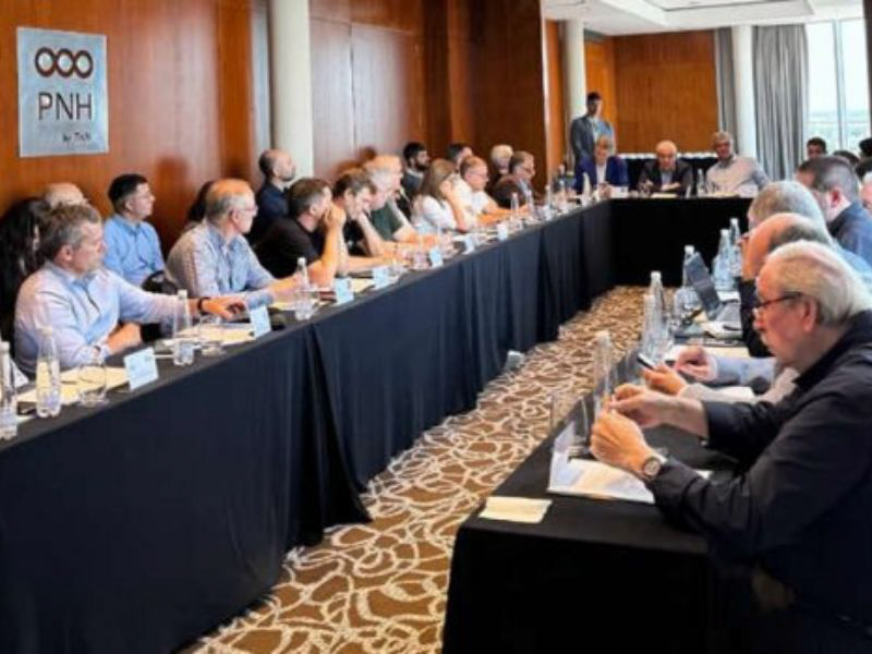 Estacioneros debaten estrategias ante caída de ventas de GNC