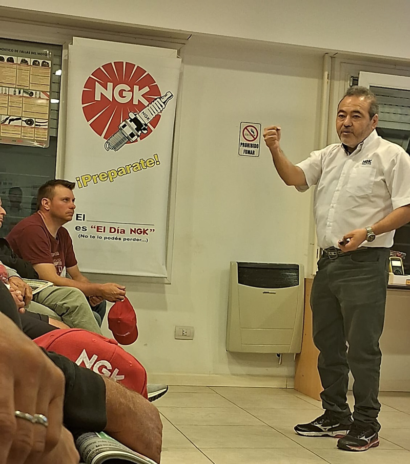 NGK inicia su ciclo de capacitaciones técnicas 2025