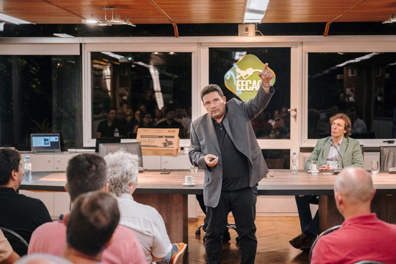 FECAC analiza el autodespacho de combustibles en Argentina