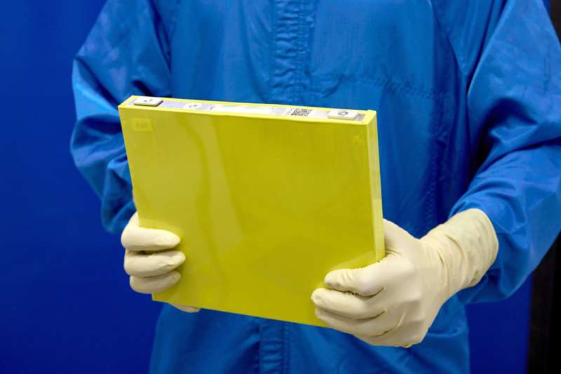 GM y LG avanzan en baterías LMR para eléctricos