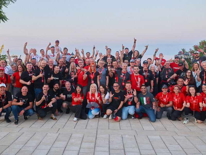 Ducati reunió a clubes oficiales en Sicilia 2025
