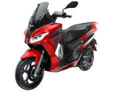 Motoplex incorpora modelos Piaggio y Aprilia