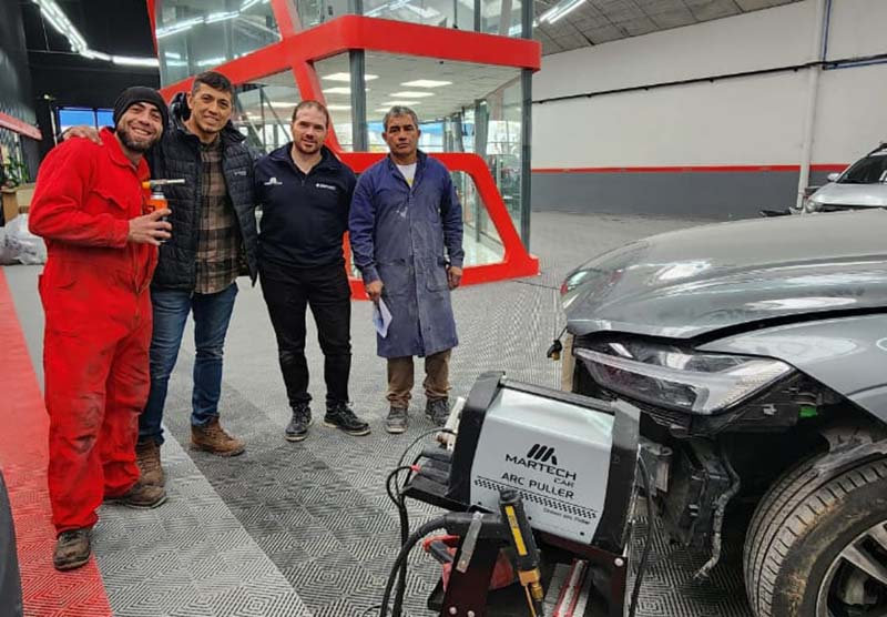 Capacitación EMYVEC con tecnología Martech en talleres