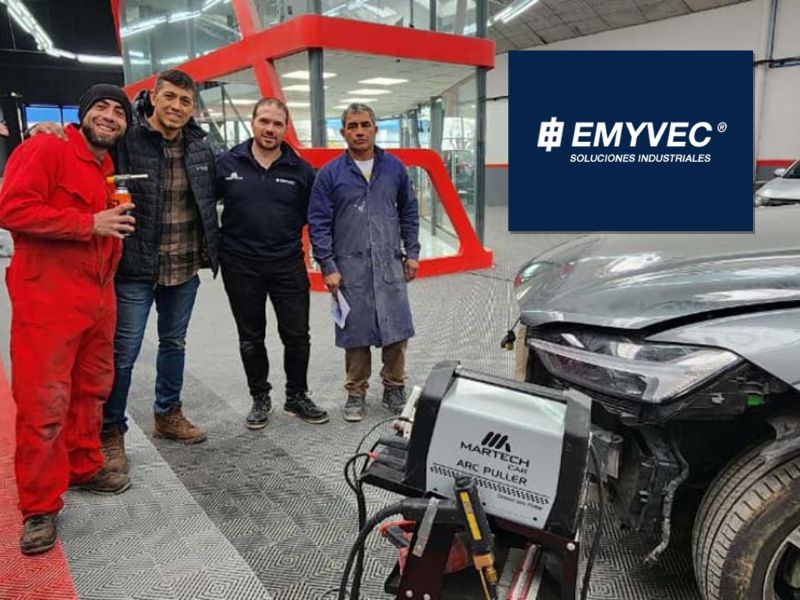 Capacitación EMYVEC con tecnología Martech en talleres