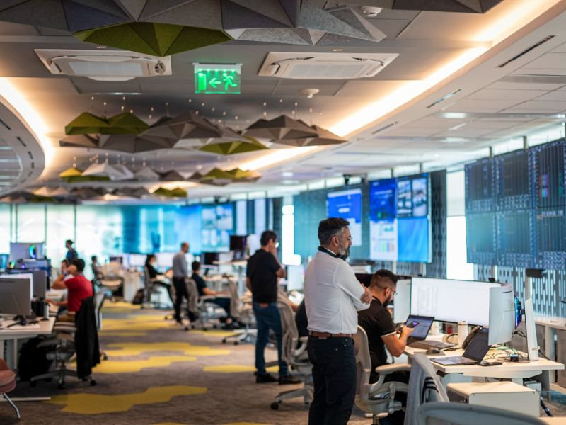 YPF lanza sala de control RTIC para yacimientos