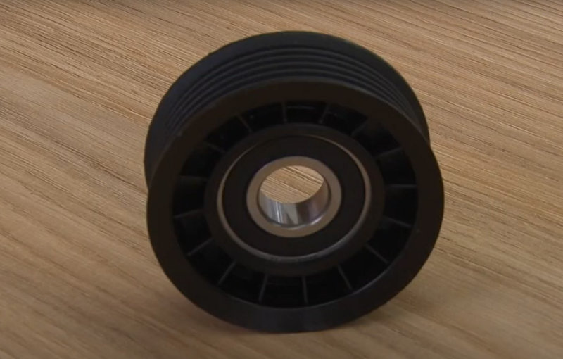 Munich: función y recambio de poleas auxiliares