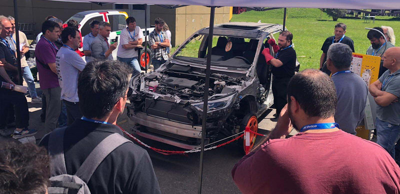 Éxito total de EMYVEC en la 3ra. Expo Reparación Automotriz