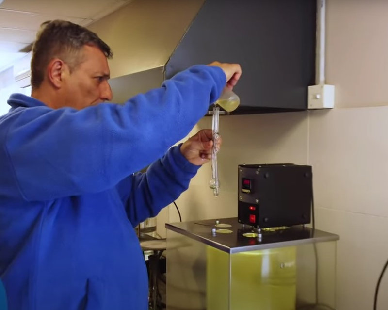 Cómo se desarrollan los lubricantes modernos para motos