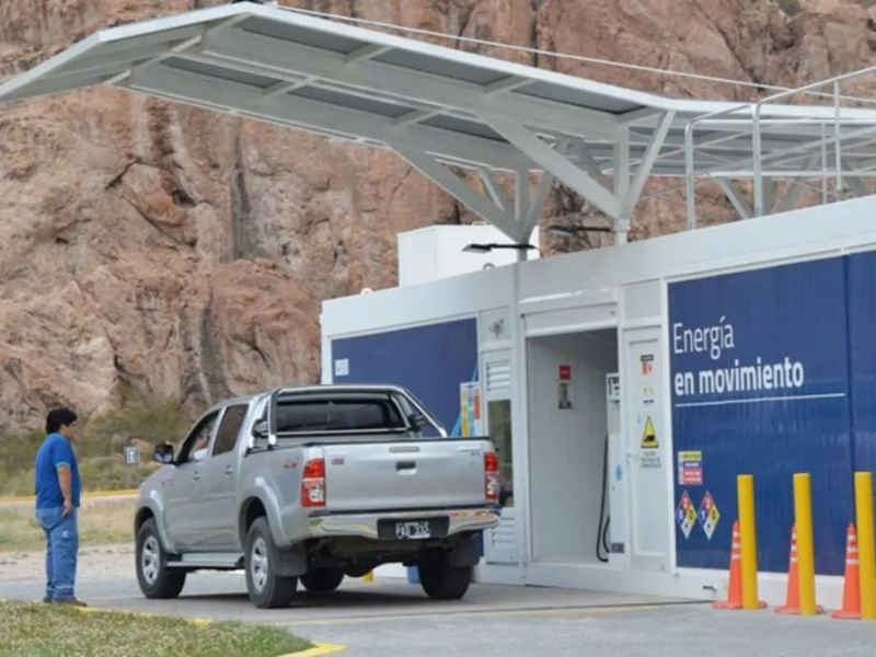 El gobierno habilita estaciones de servicio móviles