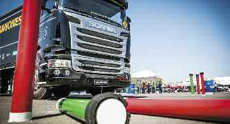 pes-75-scania-puso-en-marcha-el-driver-competition-04