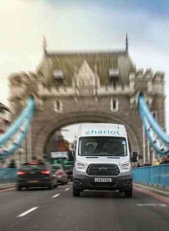 tap-191-ford-lanza-chariot-en-londres-01