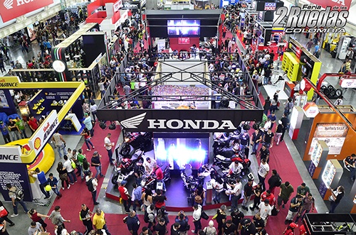 2019-06-12-se-realizo-en-medellin-la-llamada-feria-mas-grande-del-mundo-de-motos-2-02