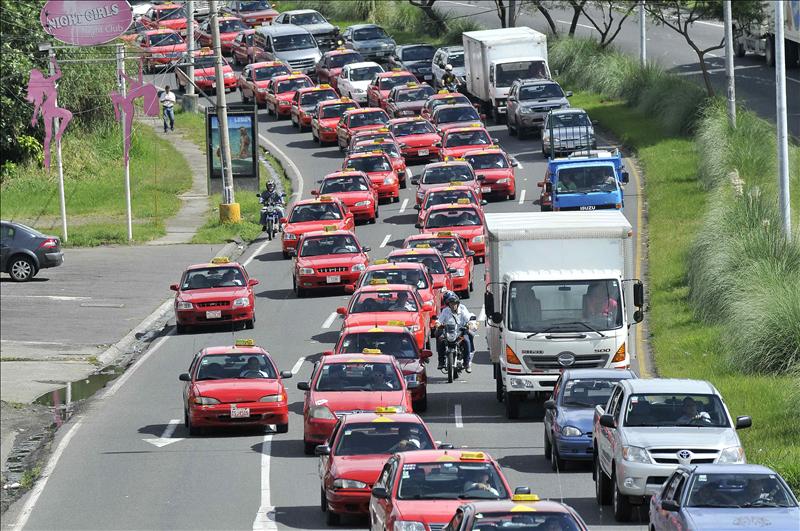 2018-07-13-la-venta-de-vehiculos-se-desacelera-en-costa-rica-1-01