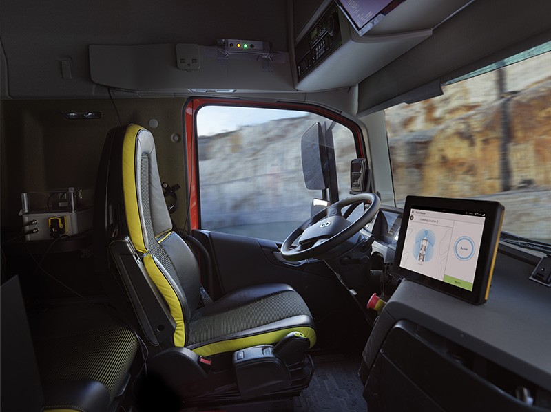 2018-12-14-volvo-trucks-brinda-una-solucion-de-transporte-autonoa-la-minera-bronnoy-kalk-as-2-02
