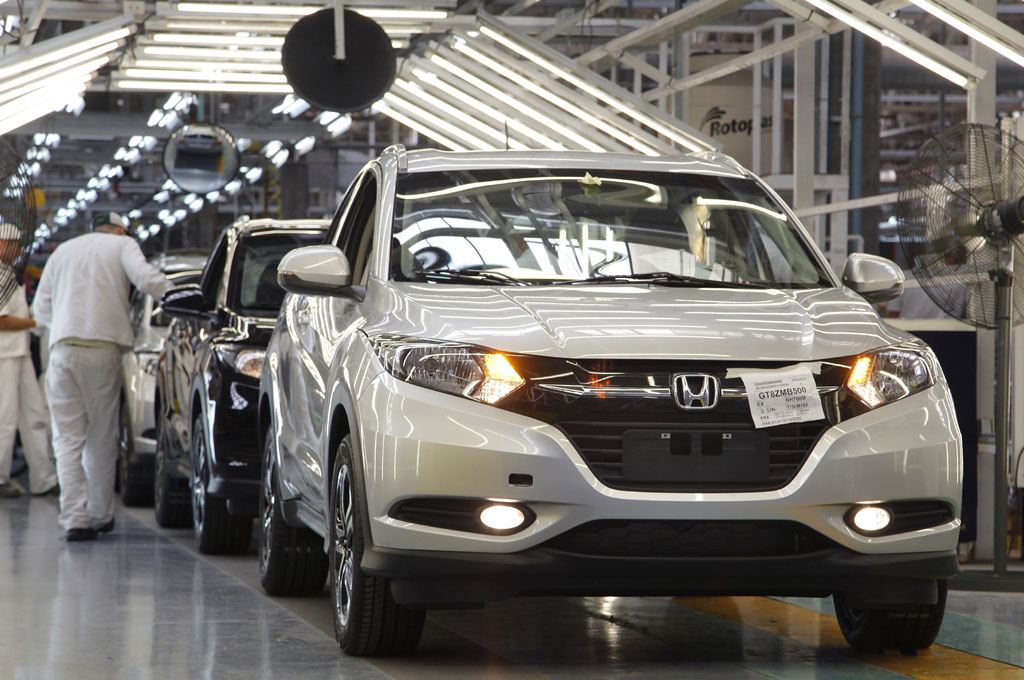 2019-04-12-cae-la-produccion-de-vehiculos-en-brasil-2-02