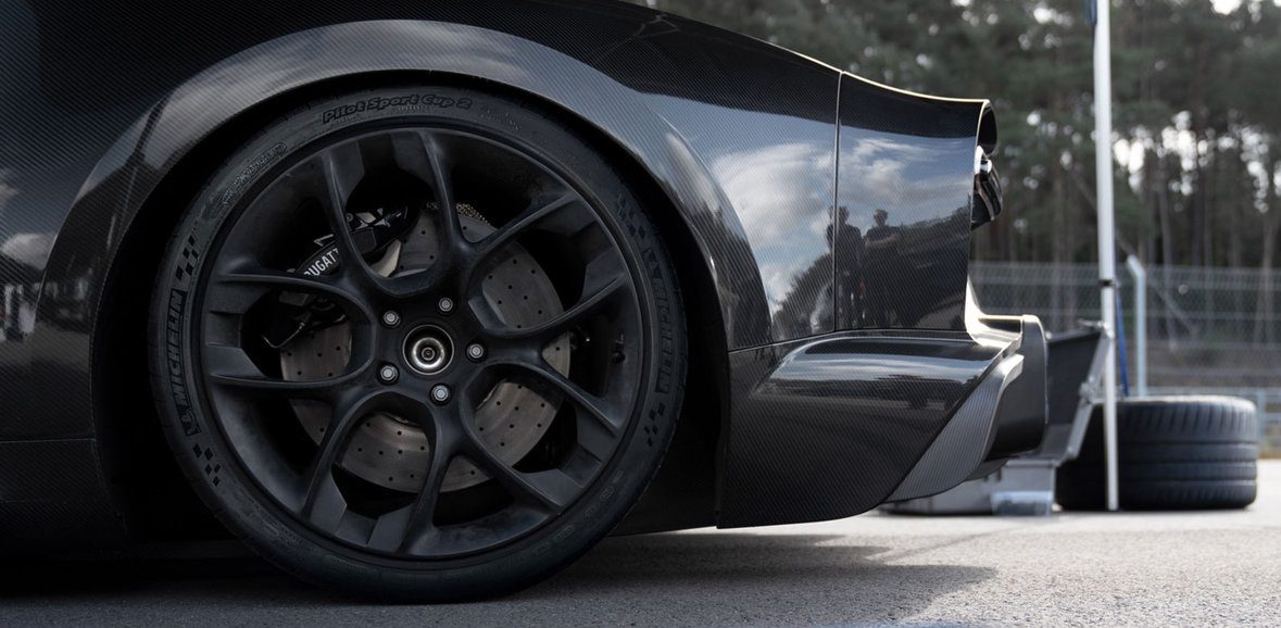 2019-09-13-el-neumatico-mas-rapido-del-mundo--michelin-pilot-sport-cup-2-2-02