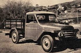 2018-06-08-vuelve-una-leyenda-el-rastrojero-2-02