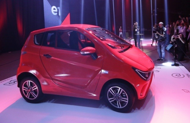 2018-11-30-el-primer-vehiculo-100-electrico-desarrollado-en-la-argentina-3-03