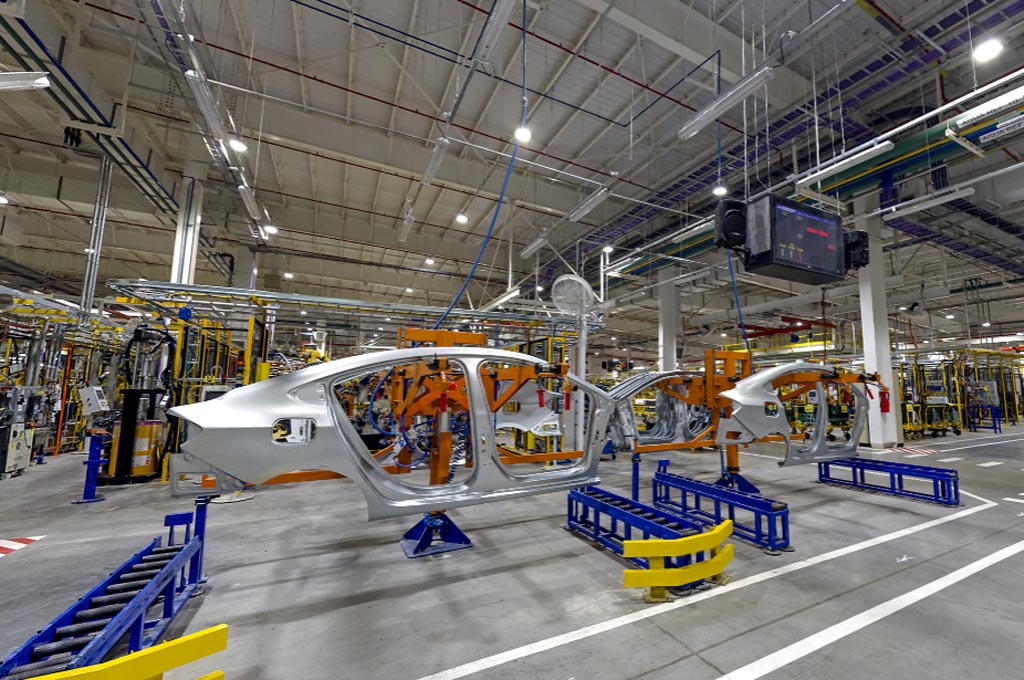 2019-02-22-el-gobierno-y-las-empresas-deben-buscar-paliativos-en-la-coyuntura-03