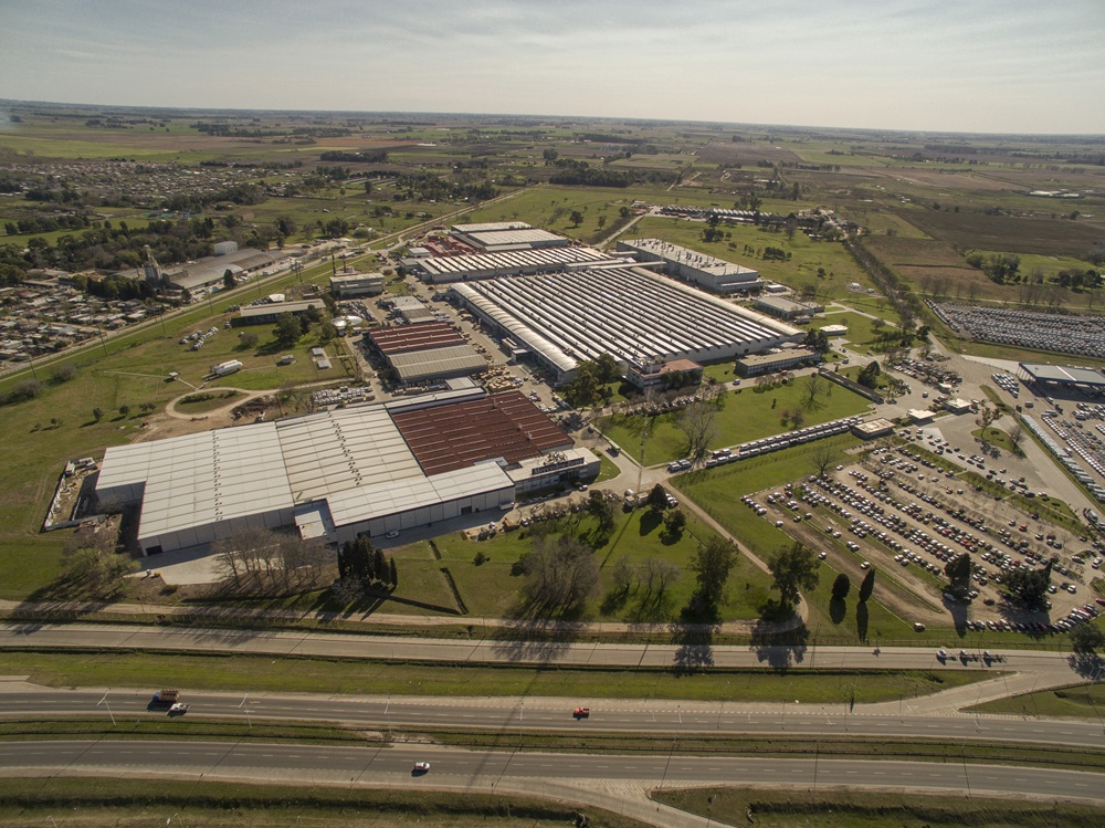 2019-10-11-energia-limpia-en-un-50-en-la-planta-de-mercedes-benz-2-02