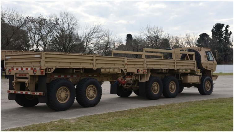 2019-07-26-los-camiones-militares-oshkosh-que-incorporo-el-ejercito-4-04